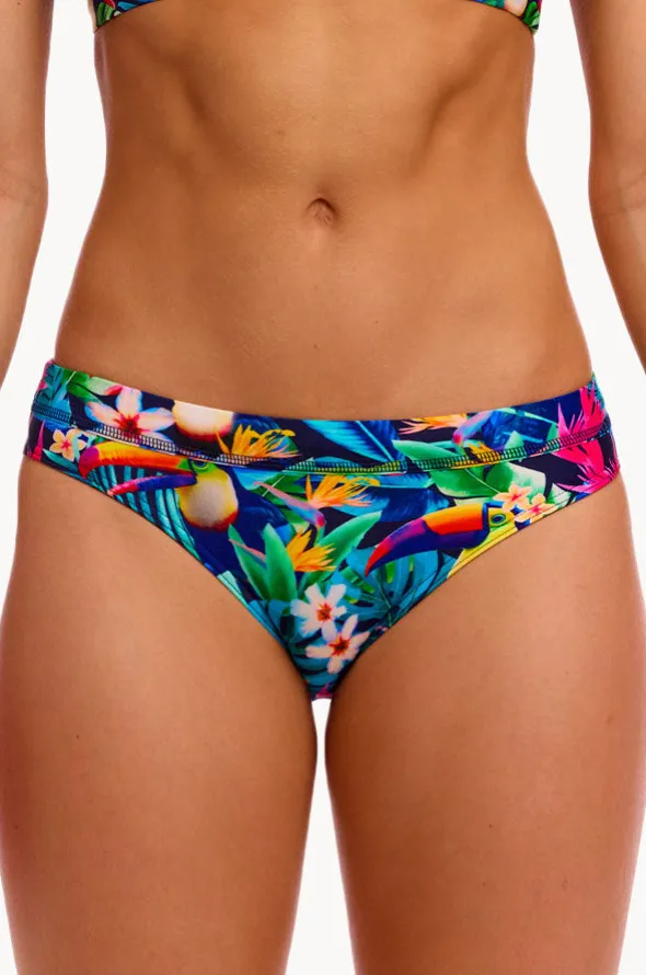 Birdie Wordie Sports Brief