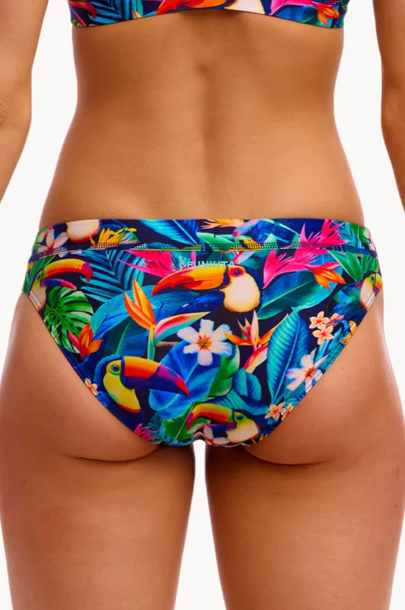Birdie Wordie Sports Brief