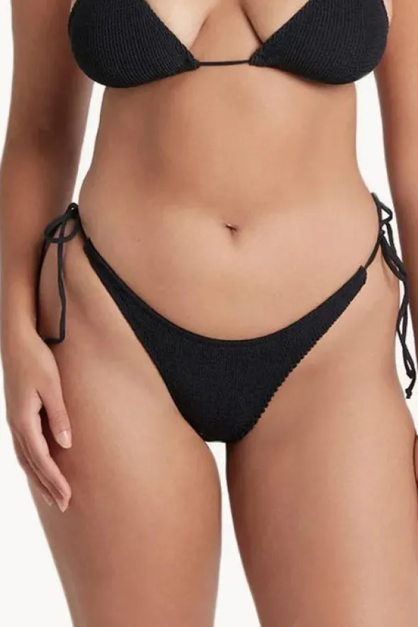 Eco Serenity Brief