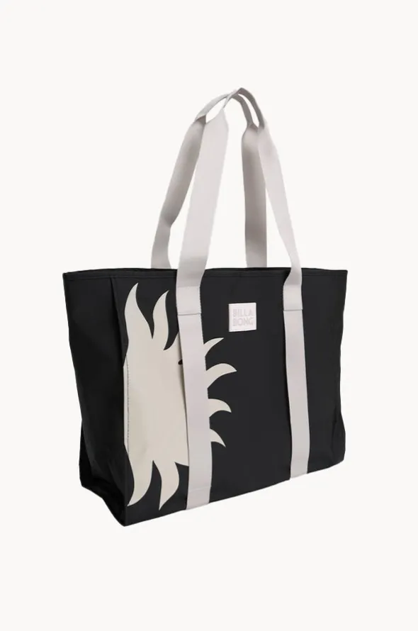 Keenie Tote