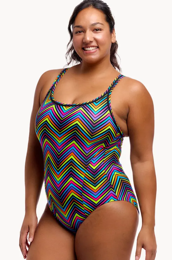 Up Down Locked In Lucy One Piece